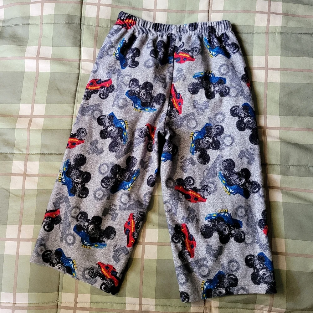 Bundle 2T Gap Jeans and Carter's Sleep pants